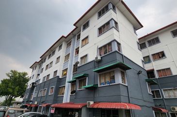 Pangsapuri Elina, Taman Puchong Prima