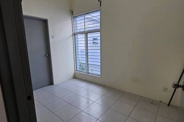 Jalan SP 10 @ Bandar Saujana Putra