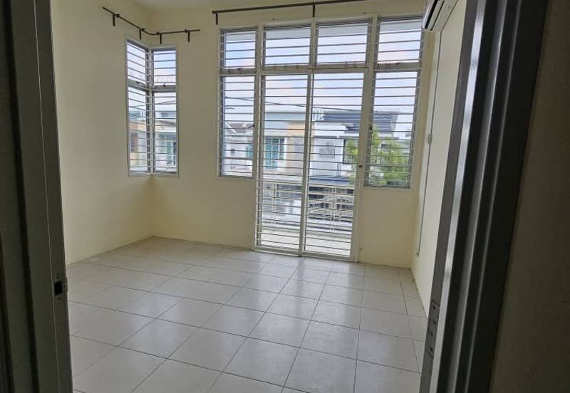 Jalan SP 10 @ Bandar Saujana Putra