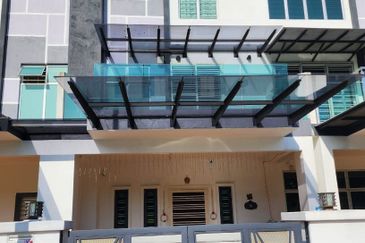 Taman Saujana Puchong