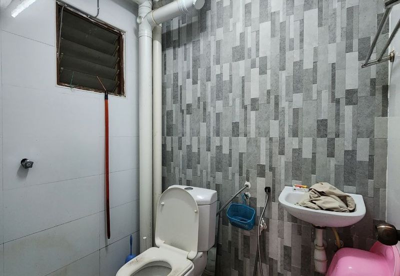 Pangsapuri Jati Selatan