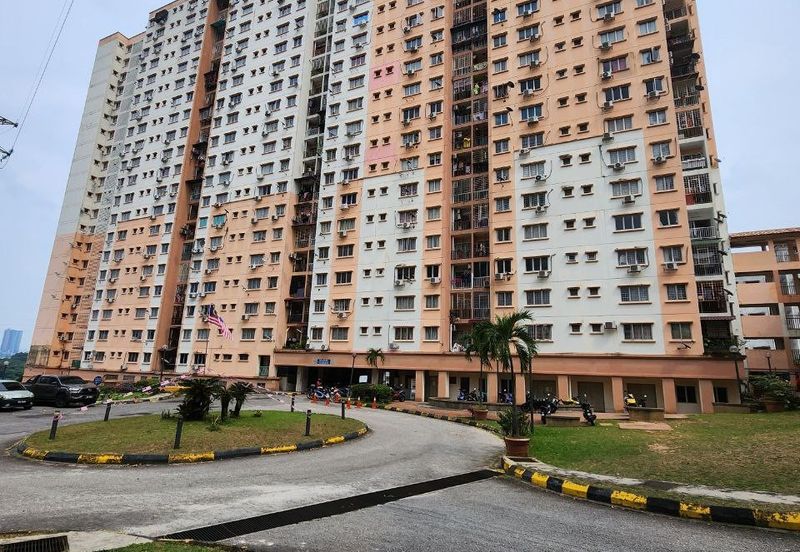 Pangsapuri Jati Selatan