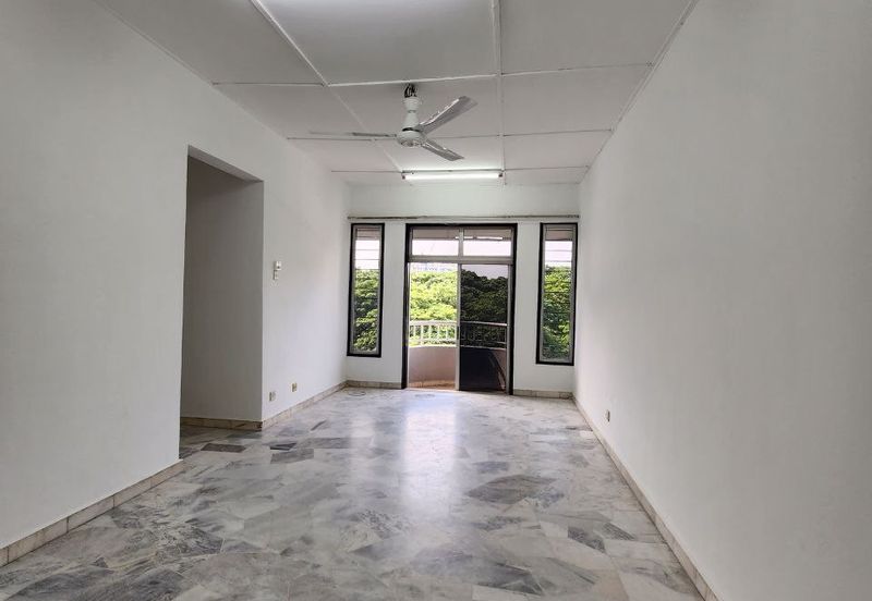 1K Tricourt, Sri Sentosa