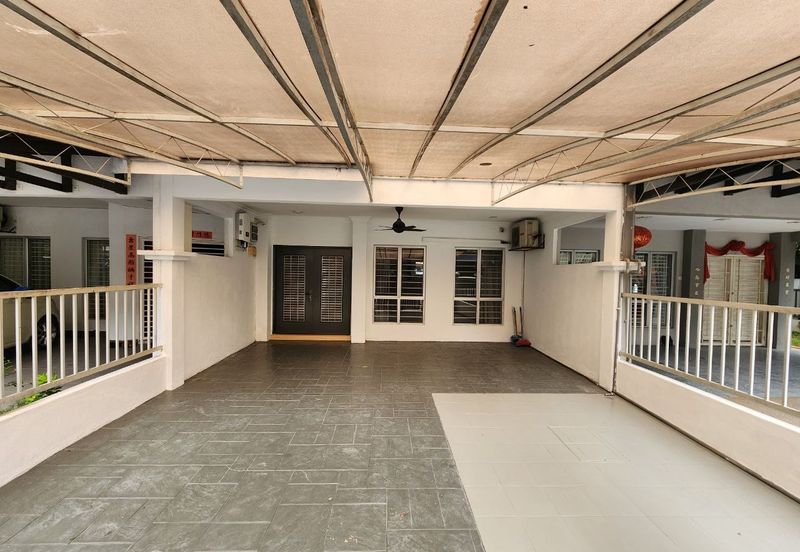 For sell 3 storey terrace house taman kinrara mas