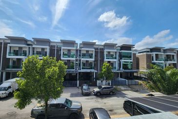 For sell reflexion pool villa 