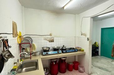 Pandan Terrace Apartment, Taman Shamelin Perkasa Cheras Kuala Lumpur (Block D)