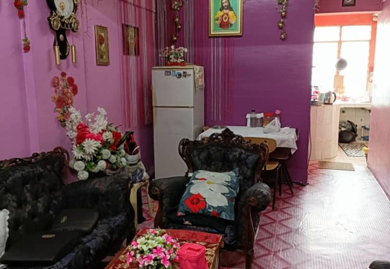 Flat Desa Mentari Blok 5