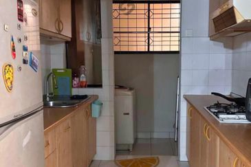 CAMERON TOWERS, JALAN 5/58B, BUKIT GASING, PETALING JAYA SELANGOR
