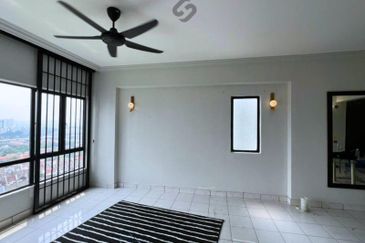 CAMERON TOWERS, JALAN 5/58B, BUKIT GASING, PETALING JAYA SELANGOR
