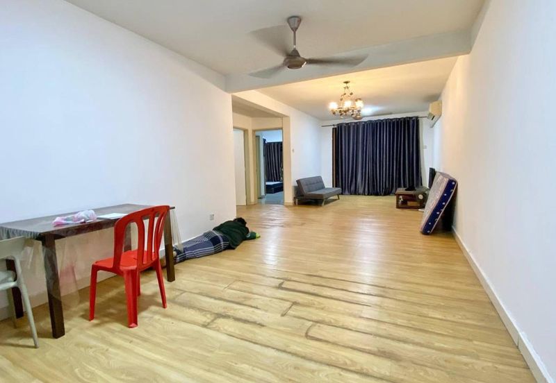 Putra Villa Kondominium