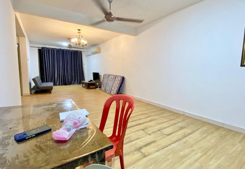 Putra Villa Kondominium