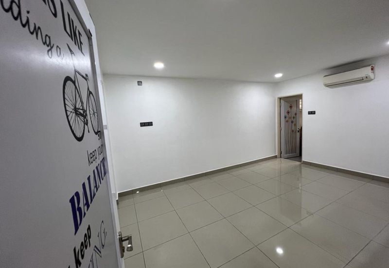 1.5 Storey Terraced House Fully Renovated For Sale at SS3 Petaling Jaya
