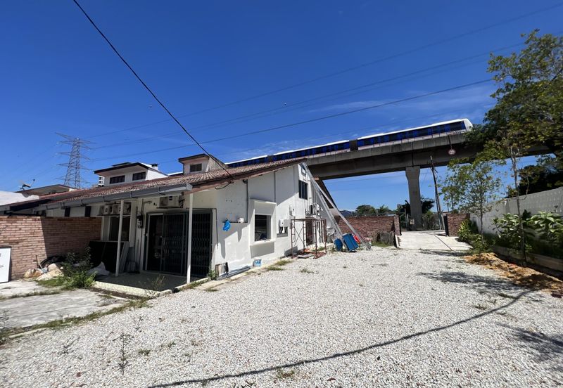 1.5 Storey Corner Lot Terrace House in Seapark PJ selangor