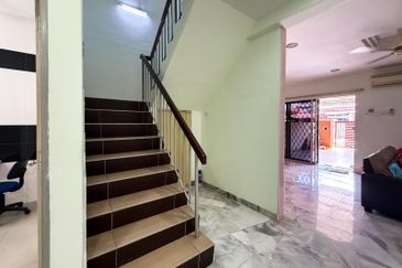 Double Storey Terrace Renovated Taman Asa Jaya Kajang Prima
