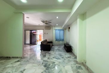 Double Storey Terrace Renovated Taman Asa Jaya Kajang Prima
