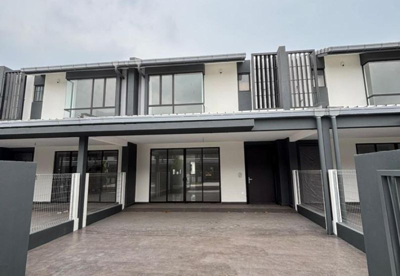 Double Storey Terraced House At Nadira 3, Bandar Bukit Raja