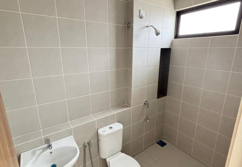 Double Storey Terraced House At Nadira 3, Bandar Bukit Raja