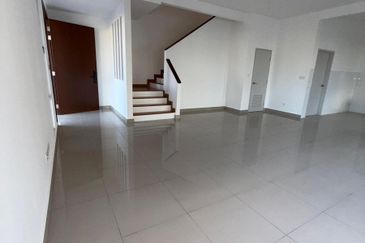 Freehold Brand New 2 Storey Terraced House At Ferrous 1, Alam Impian
