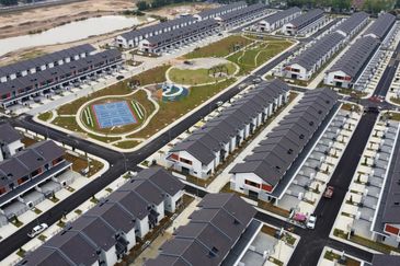 BRAND NEW Double Storey House Bandar Bukit Raja Casira 3 Klang