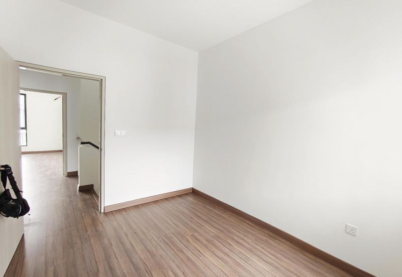 BRAND NEW Double Storey House Bandar Bukit Raja Casira 3 Klang