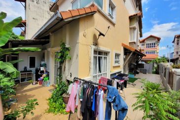 Damansara Lagenda Ara Damansara 3 Storey Semi D