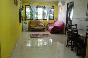 Flat Rumah Pangsa Seri Jati at Ara Damansara For Sale
