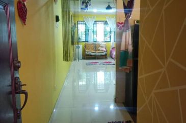 Flat Rumah Pangsa Seri Jati at Ara Damansara For Sale
