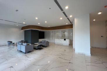 DAMANSARA Senada KLGCC  fully furnised service apartment 