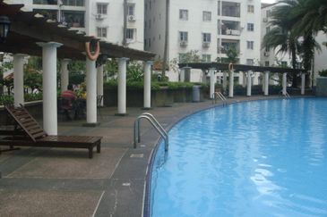 PANTAI HILLPARK PHASE 2 FULLY FURNISH
