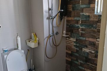 PANTAI HILLPARK PHASE 2 FULLY FURNISH
