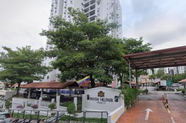 PANTAI HILLPARK PHASE 2 FULLY FURNISH
