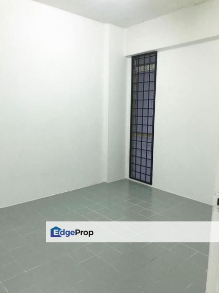 ESTANA COURT APARTMENT. KG PASIR AMPANG., Selangor, Ampang