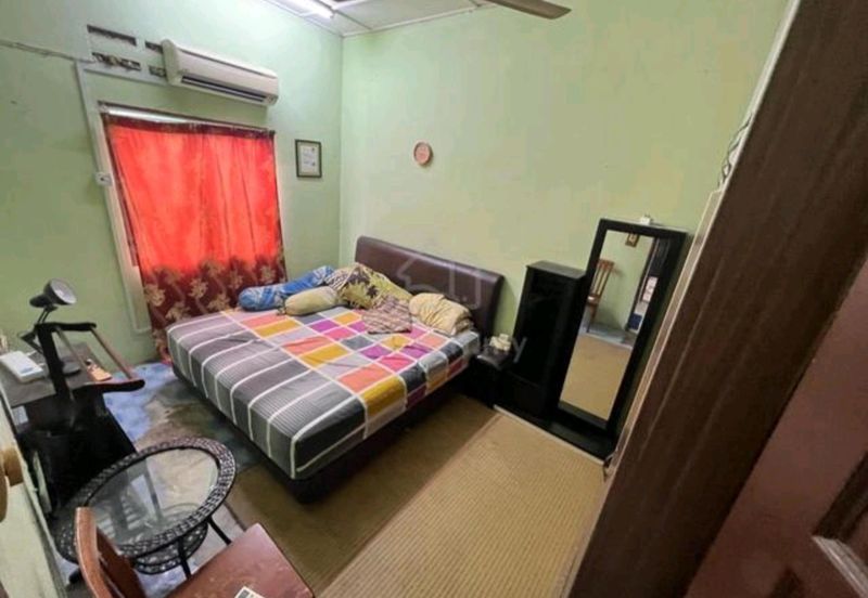 Kampung Datuk Keramat