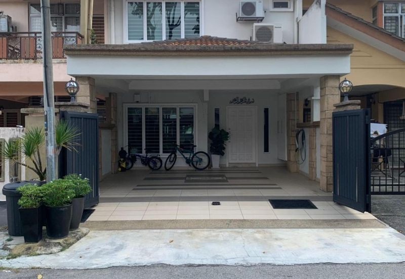 2 storey house Intermediate Taman Ukay Bistari Ampang