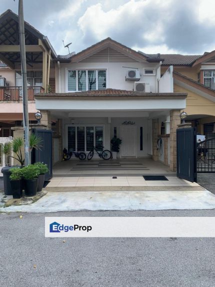 2 storey house Intermediate Taman Ukay Bistari Ampang, Selangor, Ampang