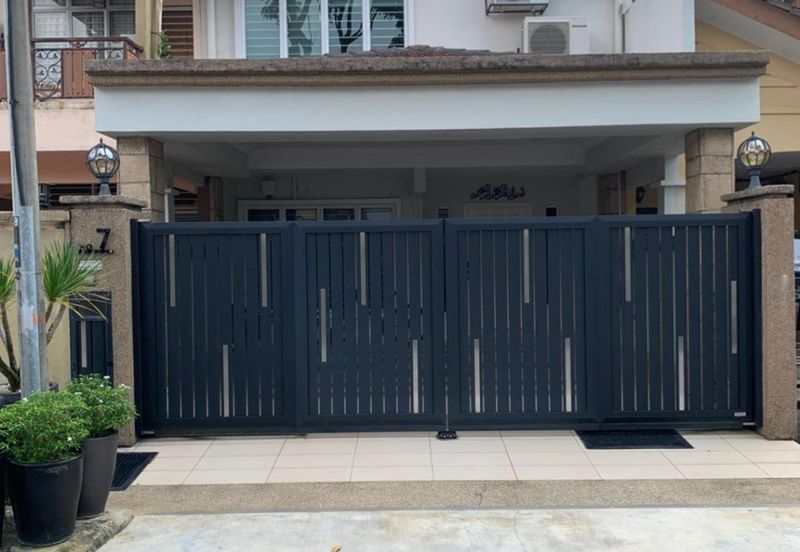 2 storey house Intermediate Taman Ukay Bistari Ampang