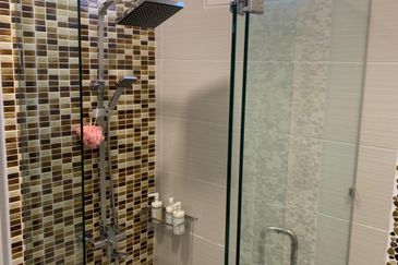 2 storey house Intermediate Taman Ukay Bistari Ampang