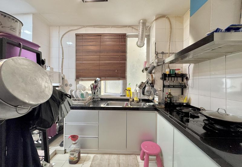 Platinum Hill Condo Pv8