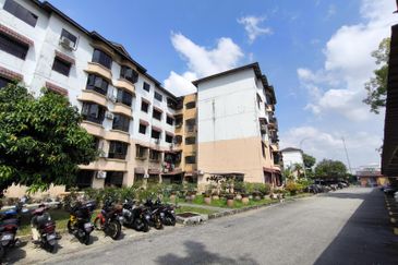 Apartment Zapin, Taman Impian Ehsan