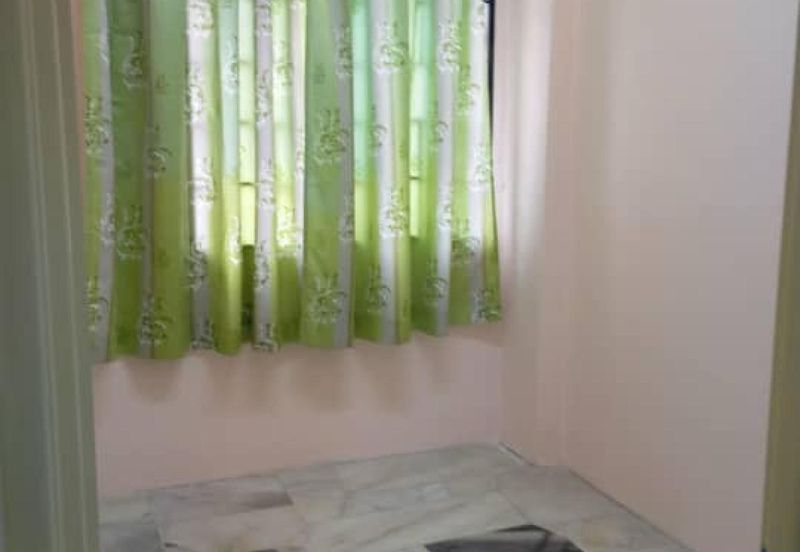 Astana Alam Apartment