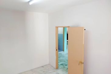 Residensi Warnasari 3