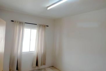 Residensi Warnasari 3