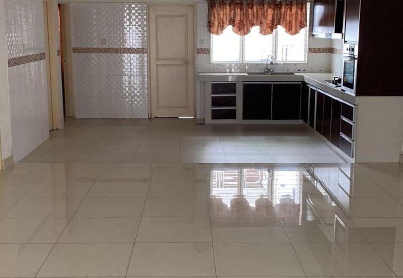 Shah Alam Superlink Two Storeys Arabella D'Kayangan, Seksyen 13