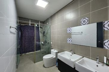 Taman Saujana Puchong