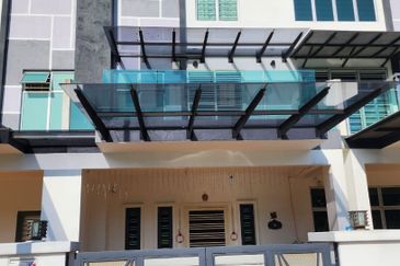 Taman Saujana Puchong