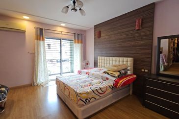 Taman Impian Indah (Paragon Heights)