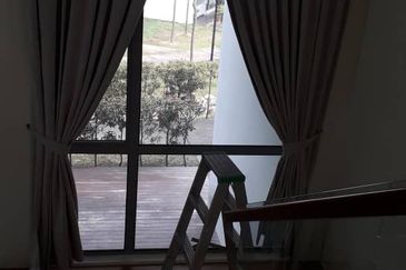 Symphony Hills Schubert