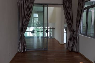 Symphony Hills Schubert