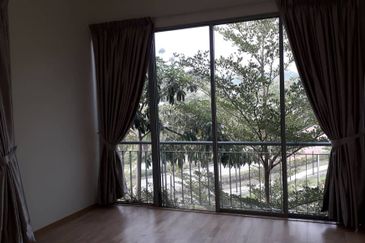 Symphony Hills Schubert