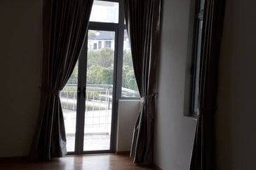 Symphony Hills Schubert